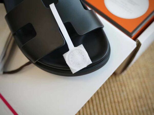 HERMES CHYPRE Casual slippers