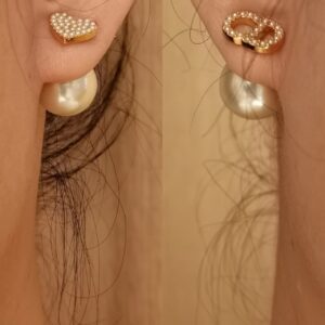 DIOR Asymmetric heart pearl earrings