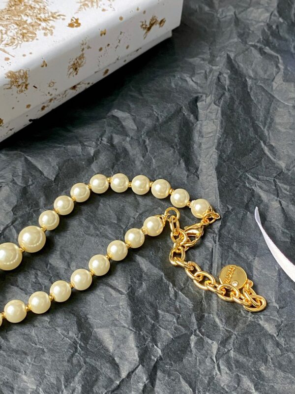 DIOR CD Choker pearl necklace