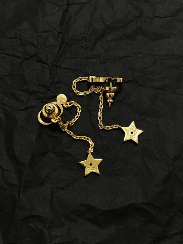 DIOR NEW CD Star pendant earrings