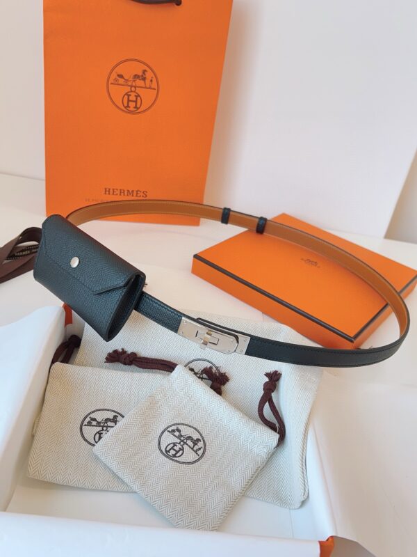 HERMES KELLY POCKET 18 Card belt