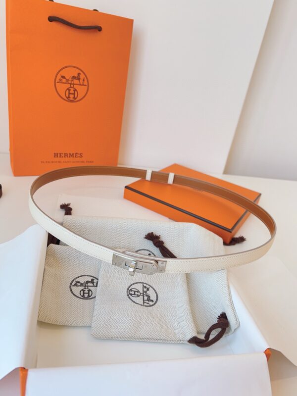 HERMES KELLY POCKET 18 Card belt