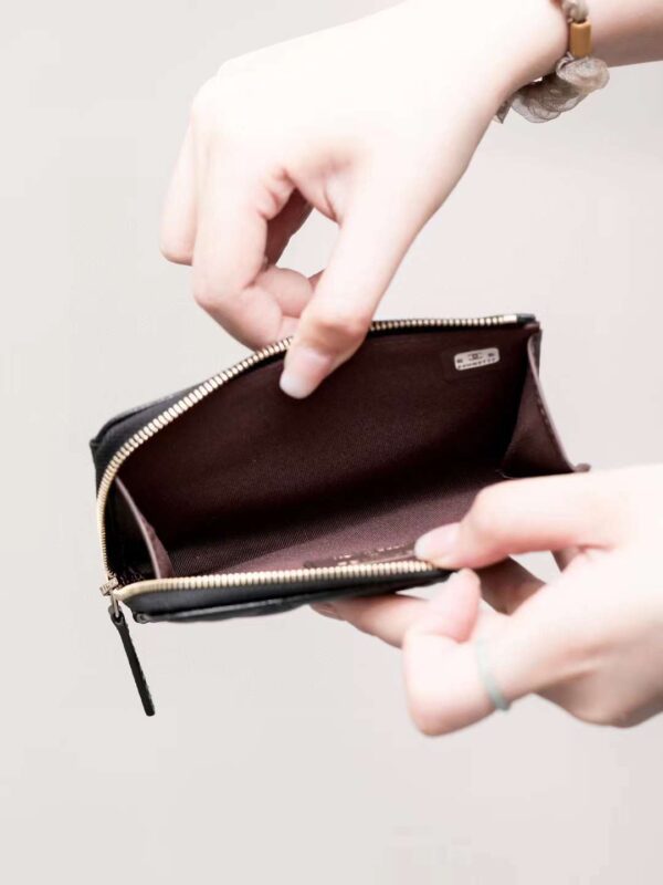CHANEL 2024 NEW coin purse