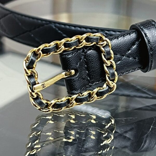 CHANEL Square buckle needle through the belt 20mm