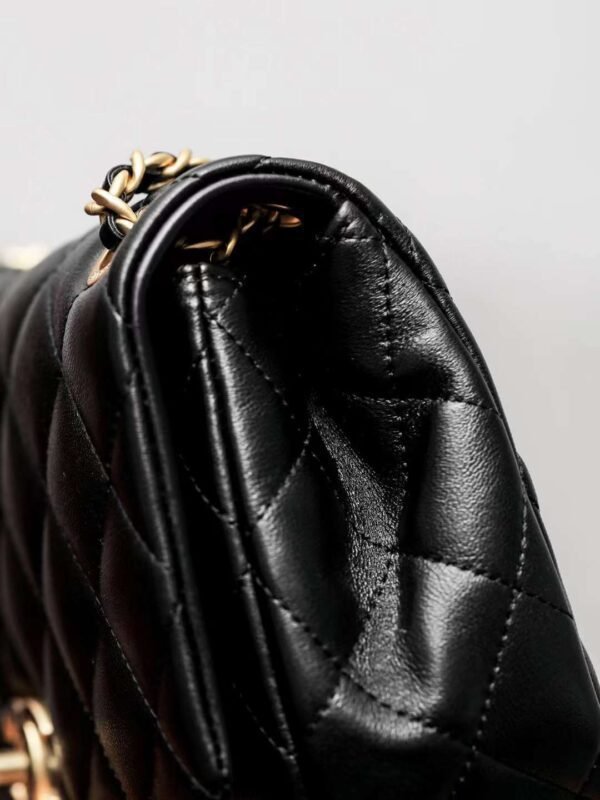 CHANEL 24P Enamel letter flap bag
