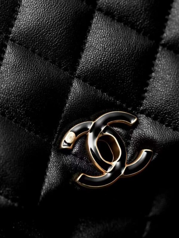 CHANEL 24P Enamel letter flap bag