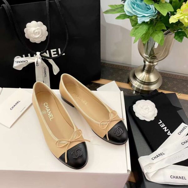 CHANEL BALLET FLATS