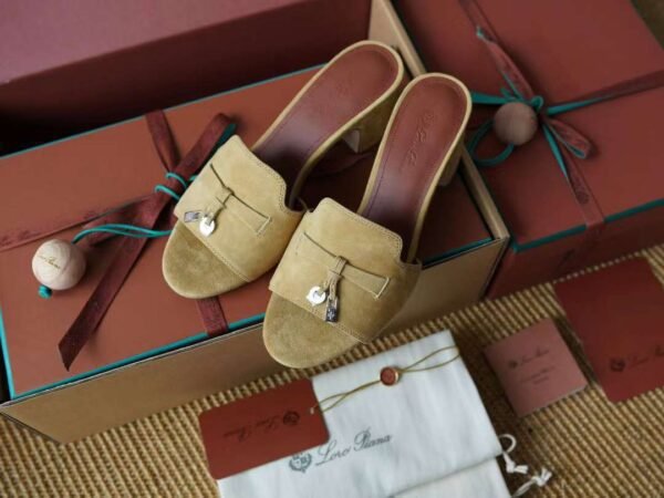LORO PIANA SUMMER CHARMS sandal