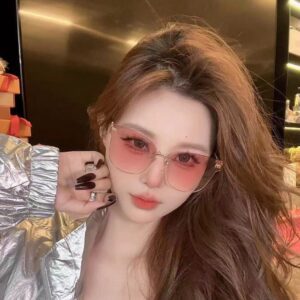 MIUMIU Runway sunglasses