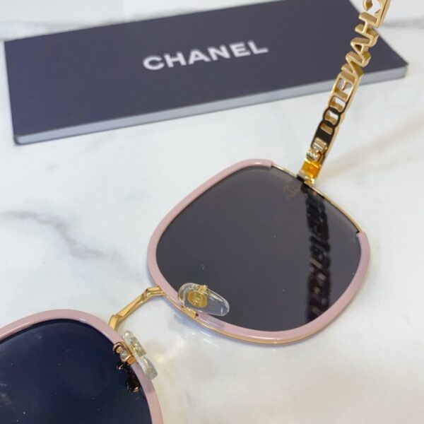 CHANEL SQUARE SUNGLASSES