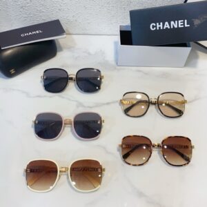 CHANEL SQUARE SUNGLASSES
