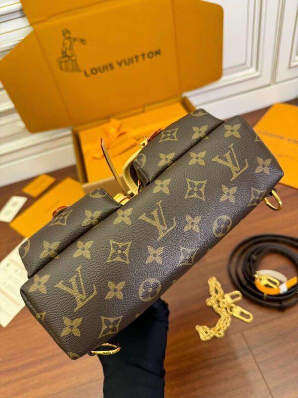 LV M46932 Excursion PM