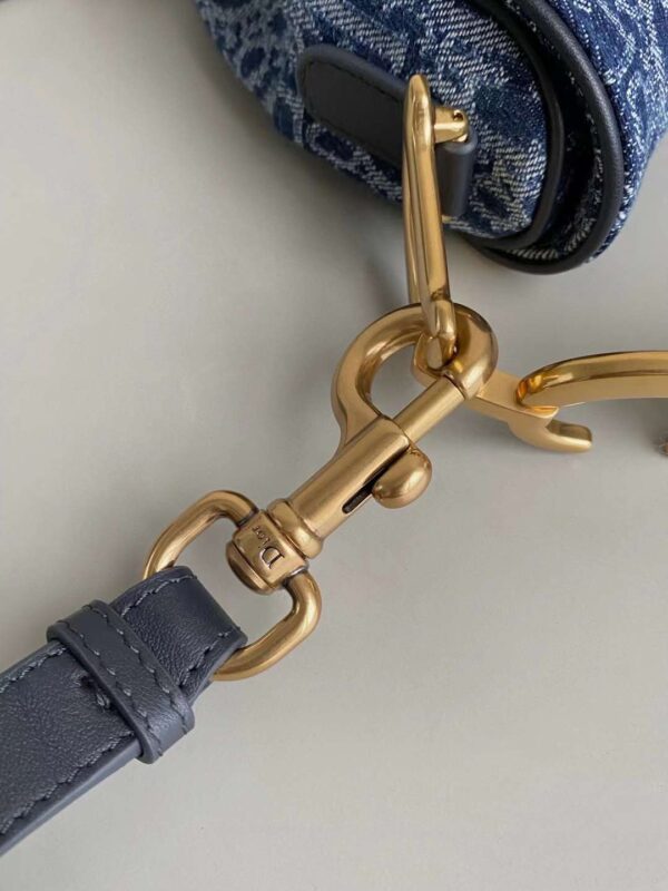 DIOR 2024 𝗖𝗗 𝗦𝗮𝗱𝗱𝗹𝗲 BAG