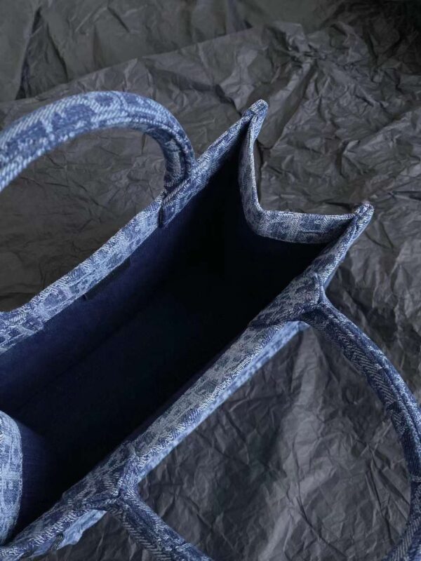 DIOR CD BOOK TOTE BAG