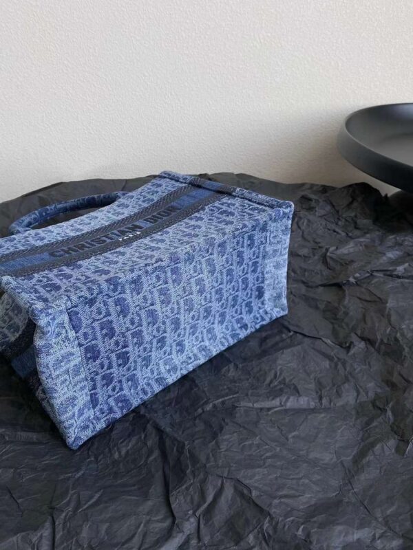 DIOR CD BOOK TOTE BAG