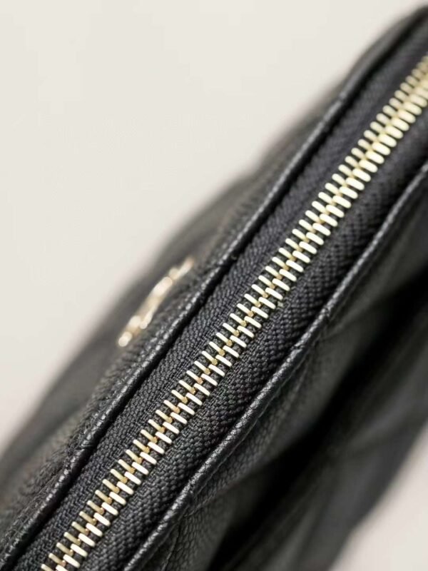 CHANEL 24C classic clutch with chain