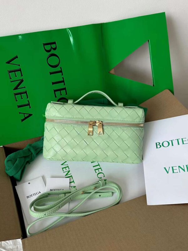 BV VANITY Knit small box bags