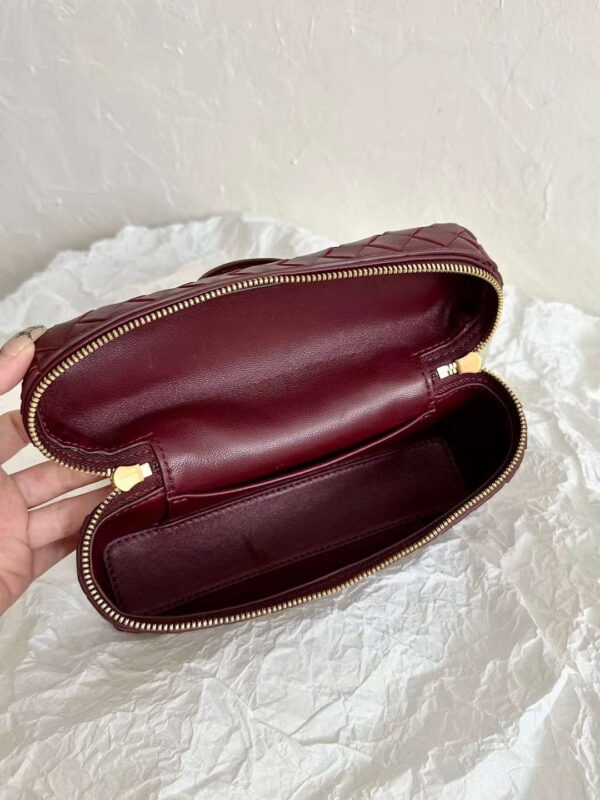 BV VANITY Knit small box bags