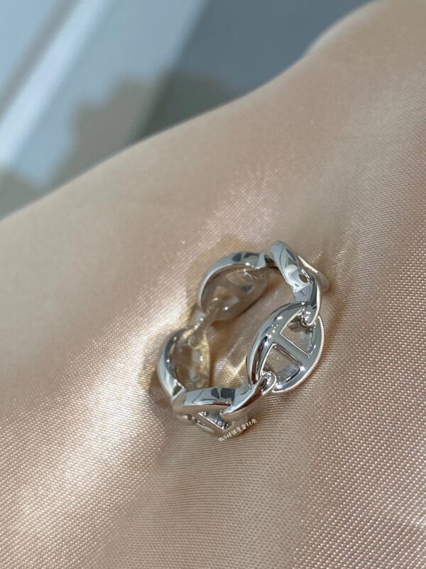 HERMES Chaine d'ancre Enchainee ring