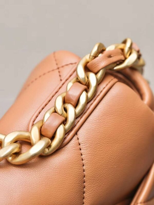 CHANEL 19 HANDBAG