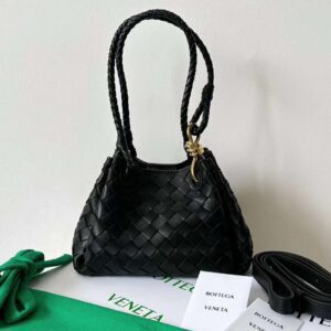 Bottega Veneta andiamo bag