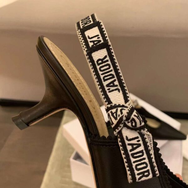 J'Adior Slingback Pump