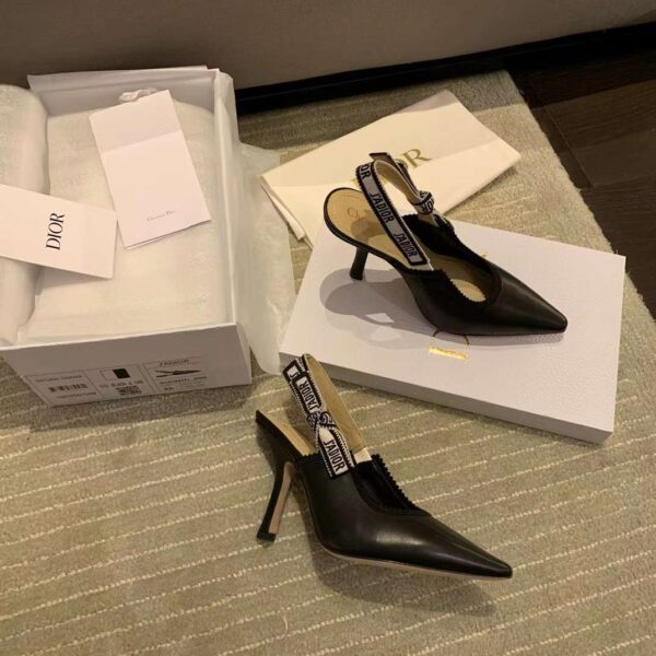 J'Adior Slingback Pump