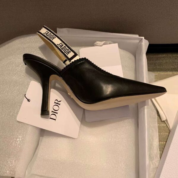 J'Adior Slingback Pump