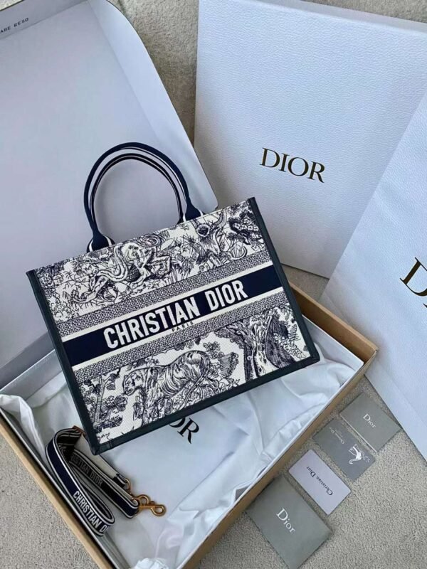 Medium Dior Book Tote
