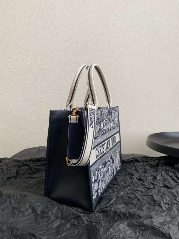 Medium Dior Book Tote