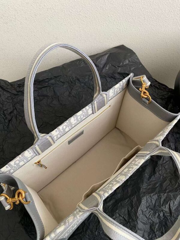 Medium Dior Book Tote
