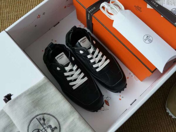 HERMES IN sneakers