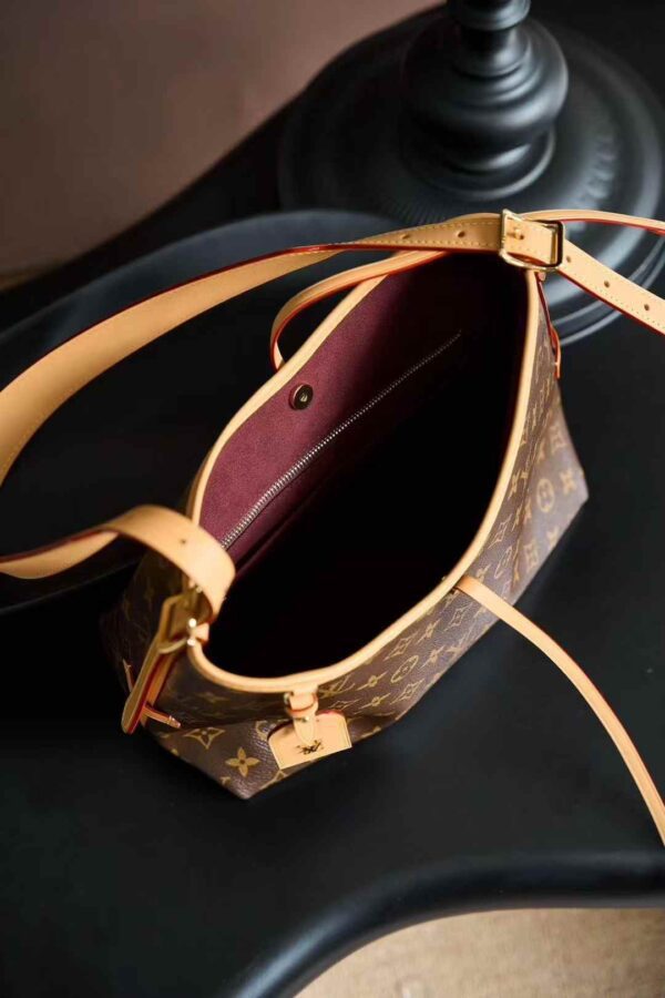 LOUIS VUITTON CARRYALL M46203