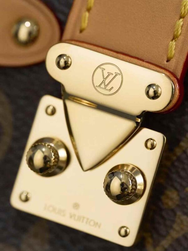 LV M46815 Side Trunk  MM