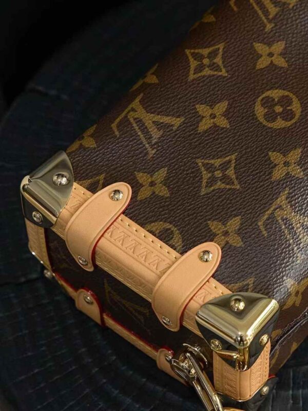 LV M46815 Side Trunk  MM