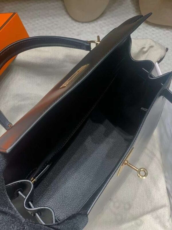 HERMES KELLY  28 BOX 89colour