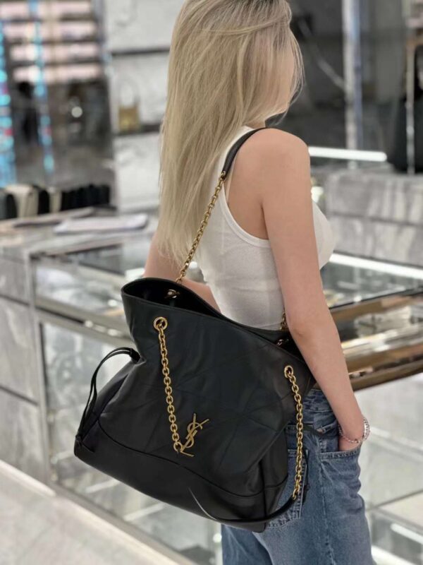 YSL JAMIE 4.3 LARGE POCHON