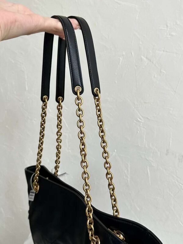 YSL JAMIE 4.3 LARGE POCHON