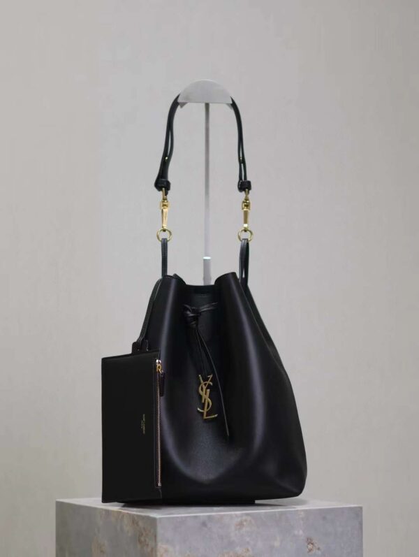 YSL PARIS VII pochon in lambskin