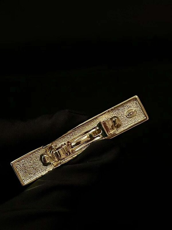 CHANEL Hair Clip