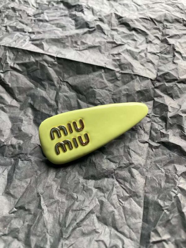 MIUMIU Patent leather hair clip