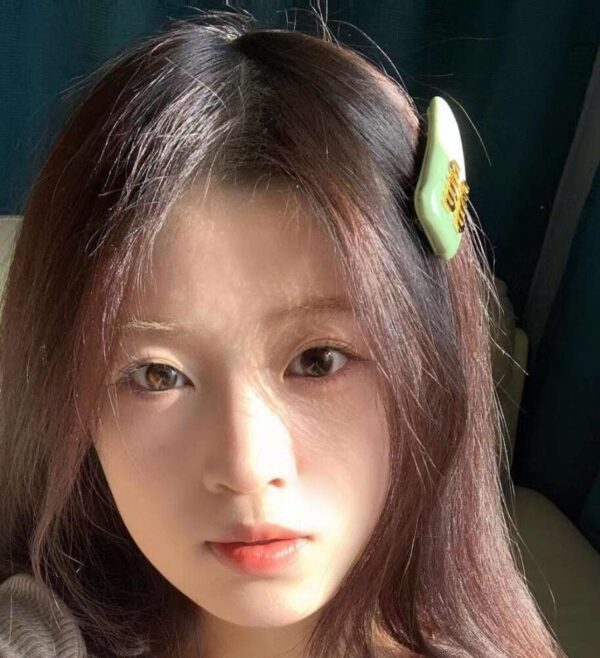 MIUMIU Patent leather hair clip