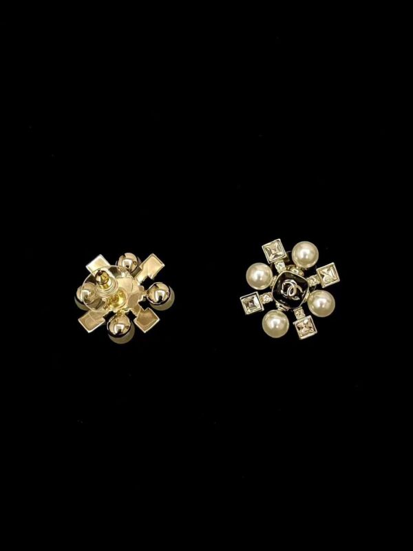 CHANEL Stud Earrings