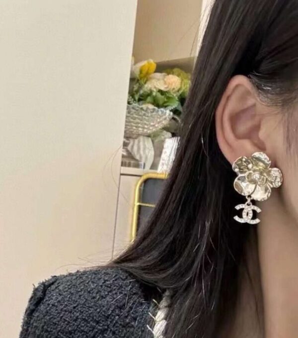 CHANEL Pendant Earrings