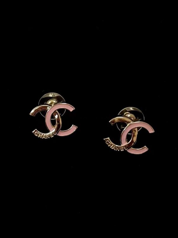 CHANEL STUD EARRINGS