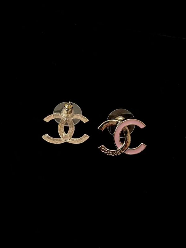 CHANEL STUD EARRINGS