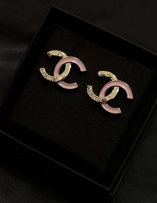 CHANEL STUD EARRINGS