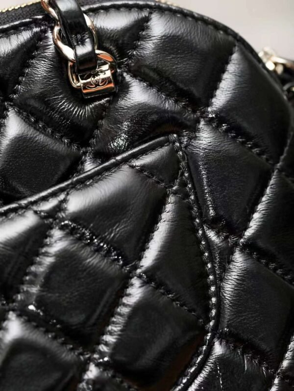 CHANEL Clutch with Chain
