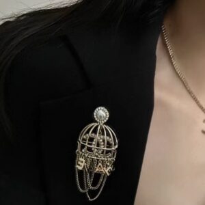 CHANEL Brooch