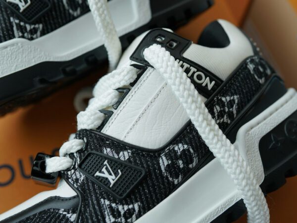 LV TRAINER MAXI sneaker